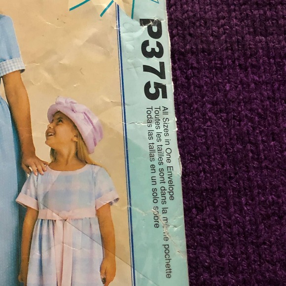 McCalls Sewing pattern375 dress Mom and daughter empire waist - Picture 2 of 6